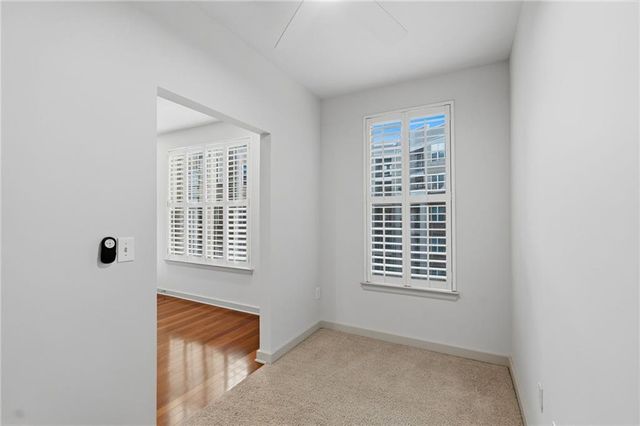 390 17th Street NW 4052, Atlanta, GA 30363