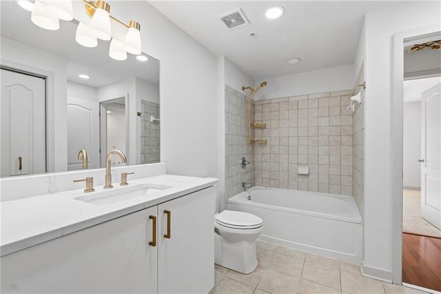 390 17th Street NW 4052, Atlanta, GA 30363