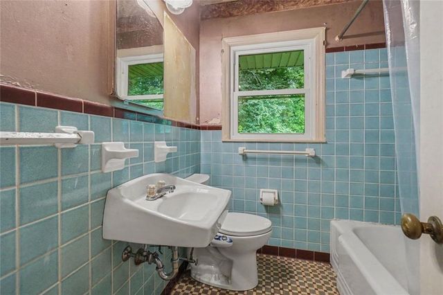 2841 Cloverhurst Drive, Atlanta, GA 30344