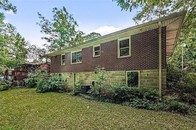 2841 Cloverhurst Drive, Atlanta, GA 30344
