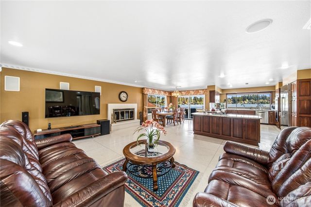 8865 Gramercy Place SW, Lakewood, WA 98498