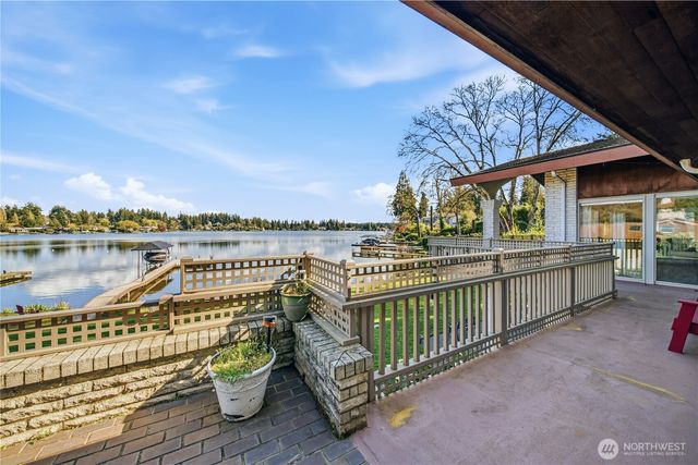 8865 Gramercy Place SW, Lakewood, WA 98498