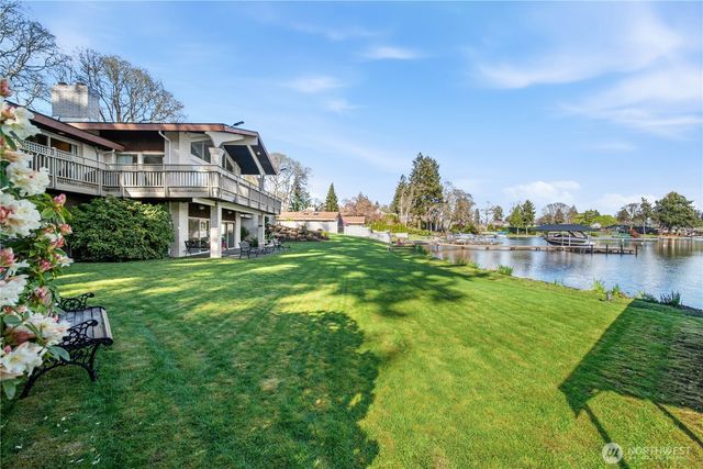 8865 Gramercy Place SW, Lakewood, WA 98498