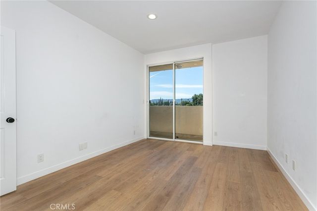 19350 Sherman Way 212, Reseda, CA 91335