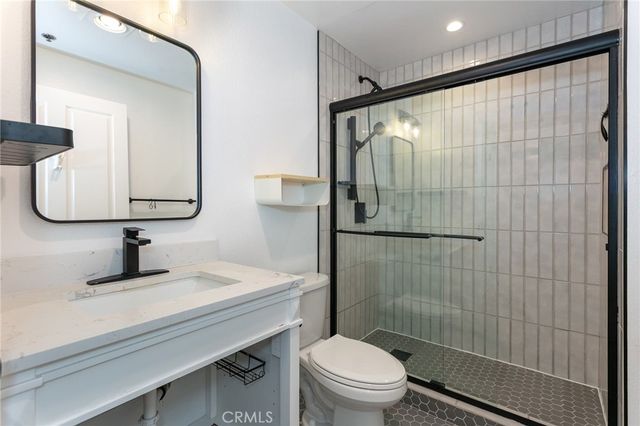 19350 Sherman Way 212, Reseda, CA 91335