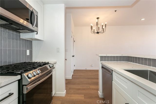 19350 Sherman Way 212, Reseda, CA 91335