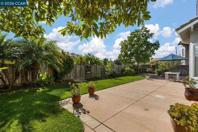 3127 Cherry Valley Cir, Fairfield, CA 94534