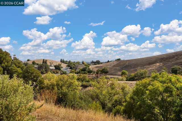 3127 Cherry Valley Cir, Fairfield, CA 94534