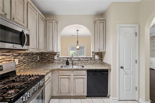 1075 Brownstone Drive 23, Marietta, GA 30008