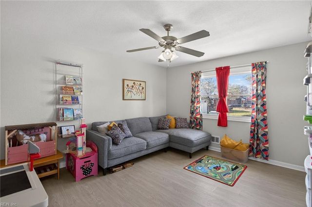 5836 Frament AVE, Norfolk, VA 23502