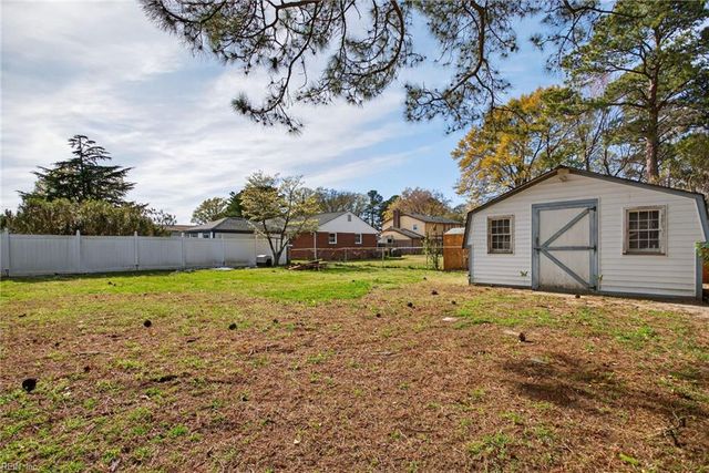 5836 Frament AVE, Norfolk, VA 23502