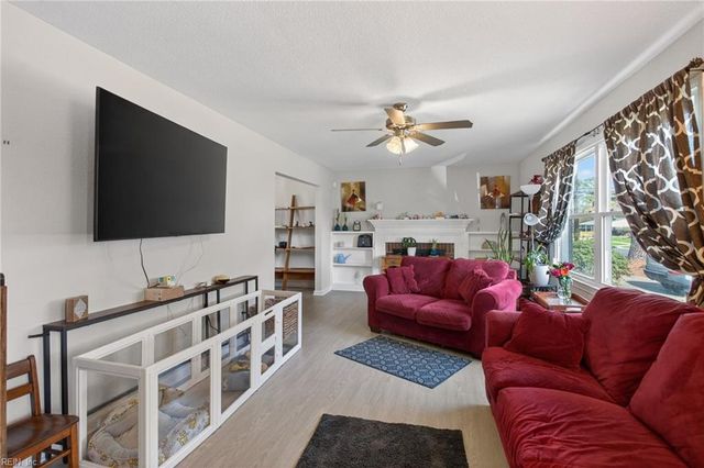 5836 Frament AVE, Norfolk, VA 23502