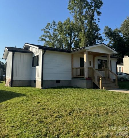108 Maplewood Knoll Drive 14, East Flat Rock, NC 28726