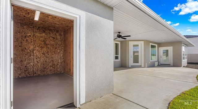1417 W Eiger Drive, Nampa, ID 83687