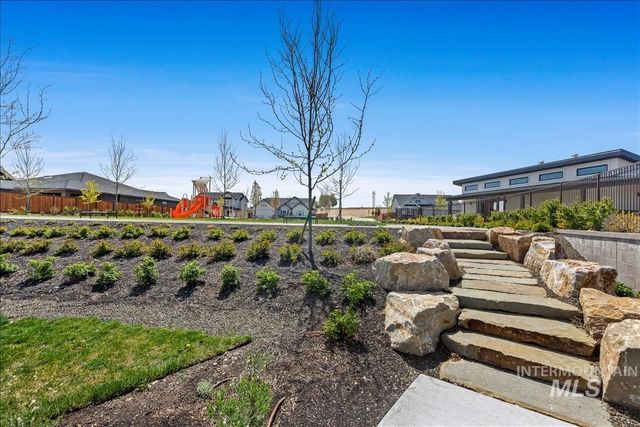 1417 W Eiger Drive, Nampa, ID 83687