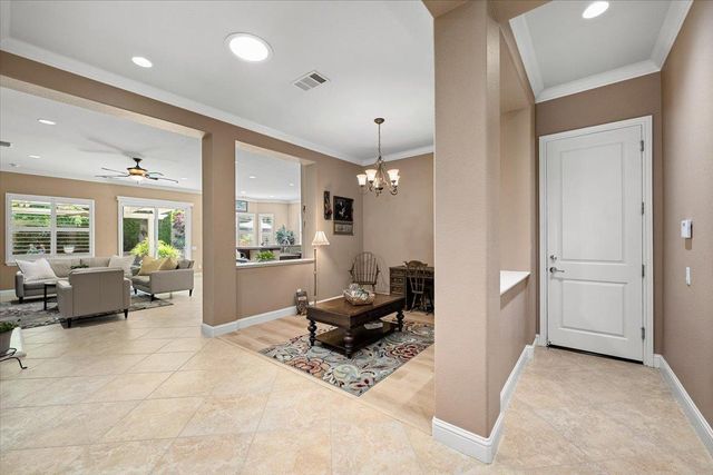 2294 Langtree Dr, Roseville, CA 95747