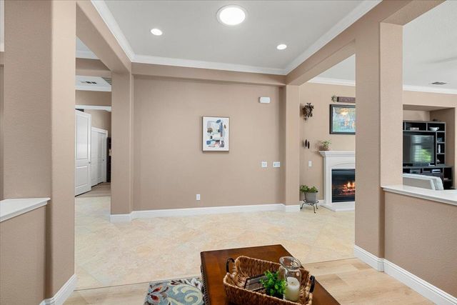 2294 Langtree Dr, Roseville, CA 95747