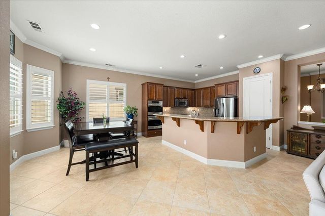 2294 Langtree Dr, Roseville, CA 95747