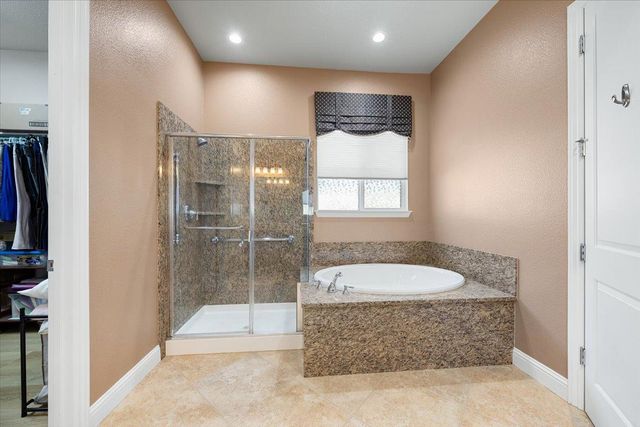 2294 Langtree Dr, Roseville, CA 95747