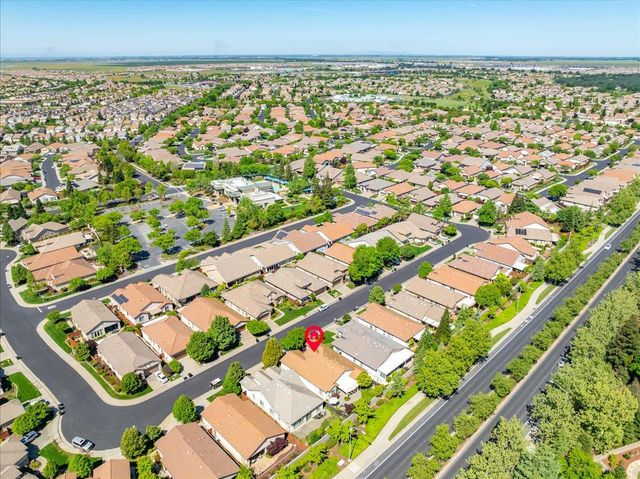 2294 Langtree Dr, Roseville, CA 95747