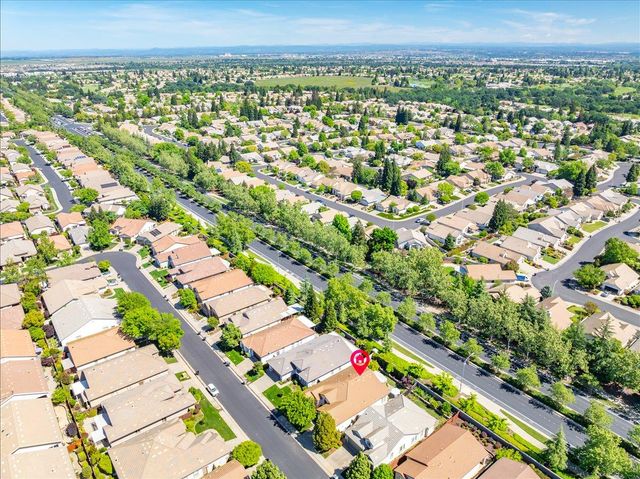 2294 Langtree Dr, Roseville, CA 95747