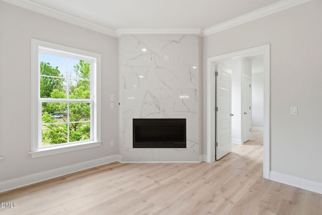 1600 Gathering Park Circle 202, Cary, NC 27519