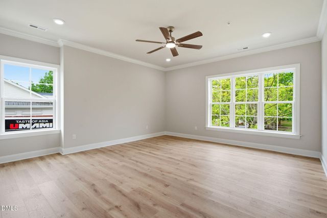 1600 Gathering Park Circle 202, Cary, NC 27519