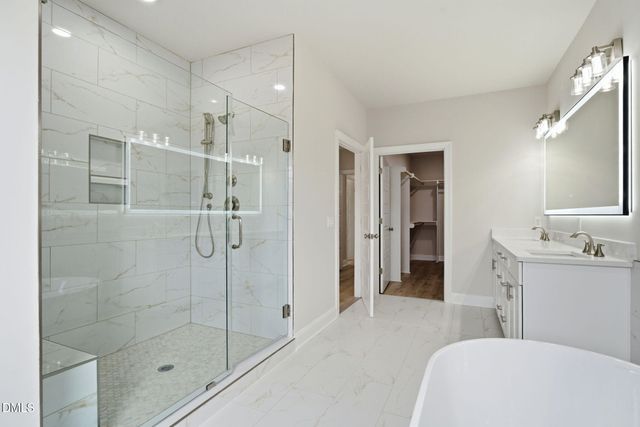 1600 Gathering Park Circle 202, Cary, NC 27519