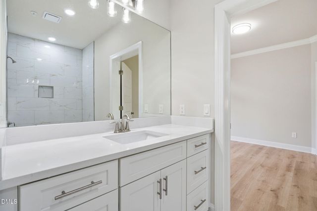 1600 Gathering Park Circle 202, Cary, NC 27519