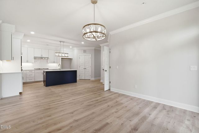 1600 Gathering Park Circle 202, Cary, NC 27519