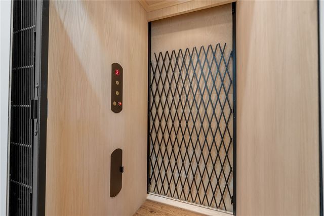 222 Creek Stone Court, Six Mile, SC 29682