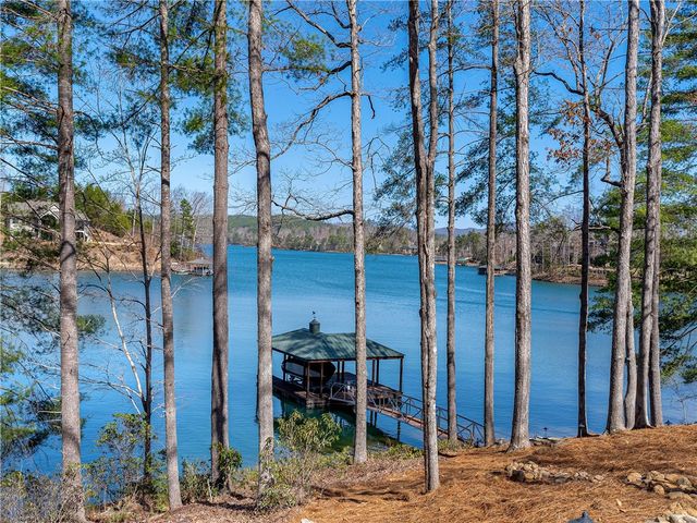222 Creek Stone Court, Six Mile, SC 29682