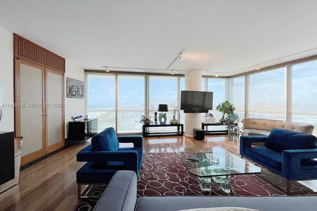 101 20th St 2506, Miami Beach, FL 33139