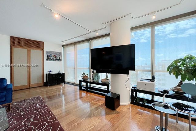 101 20th St 2506, Miami Beach, FL 33139
