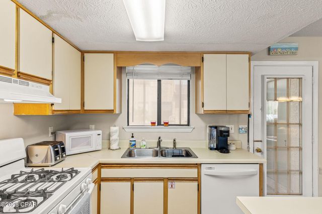 107 W Leslie Lane, Panama City Beach, FL 32407
