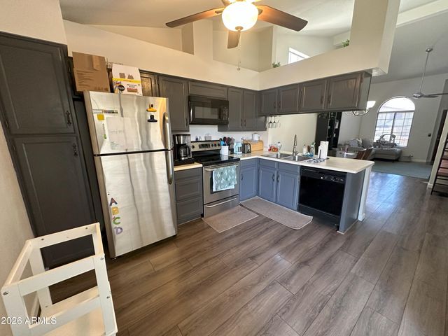 1718 S LONGMORE Street 53, Mesa, AZ 85202