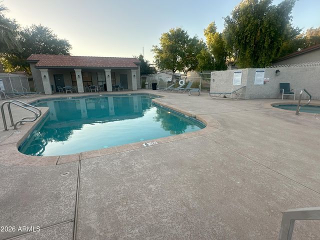 1718 S LONGMORE Street 53, Mesa, AZ 85202