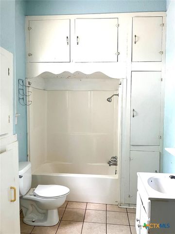 603 N Depot Street, Victoria, TX 77901