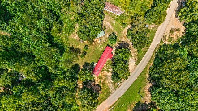 341 Mount View Dr, Hohenwald, TN 38462