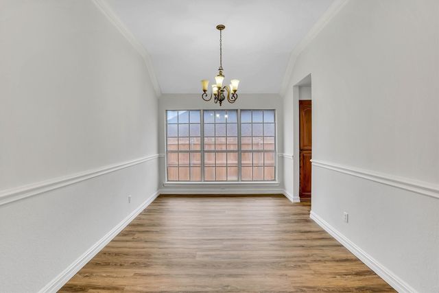 428 Shelby Drive, Burleson, TX 76028