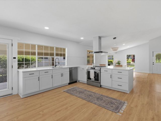 3020 Ravine Trail, Carrollton, TX 75007