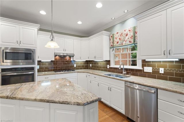 160 Ridge Gate Court, Lewisville, NC 27023