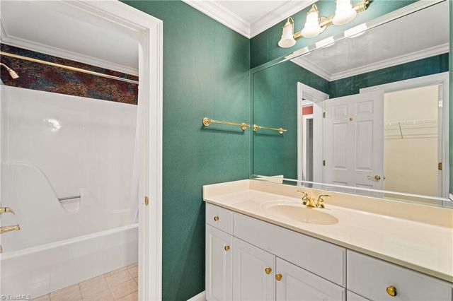 160 Ridge Gate Court, Lewisville, NC 27023