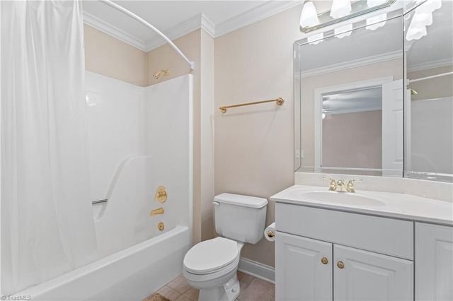 160 Ridge Gate Court, Lewisville, NC 27023