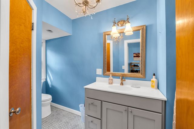 4018 Pitzen Road, Johnsburg, IL 60051