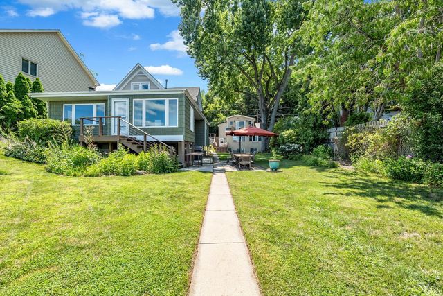 4018 Pitzen Road, Johnsburg, IL 60051