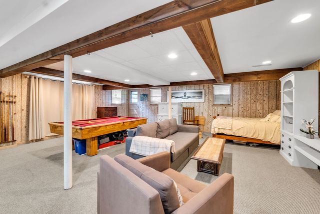 4018 Pitzen Road, Johnsburg, IL 60051