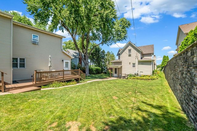 4018 Pitzen Road, Johnsburg, IL 60051