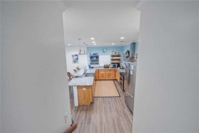 9215 Dacus Lane, Gulf Shores, AL 36542