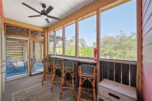 9215 Dacus Lane, Gulf Shores, AL 36542